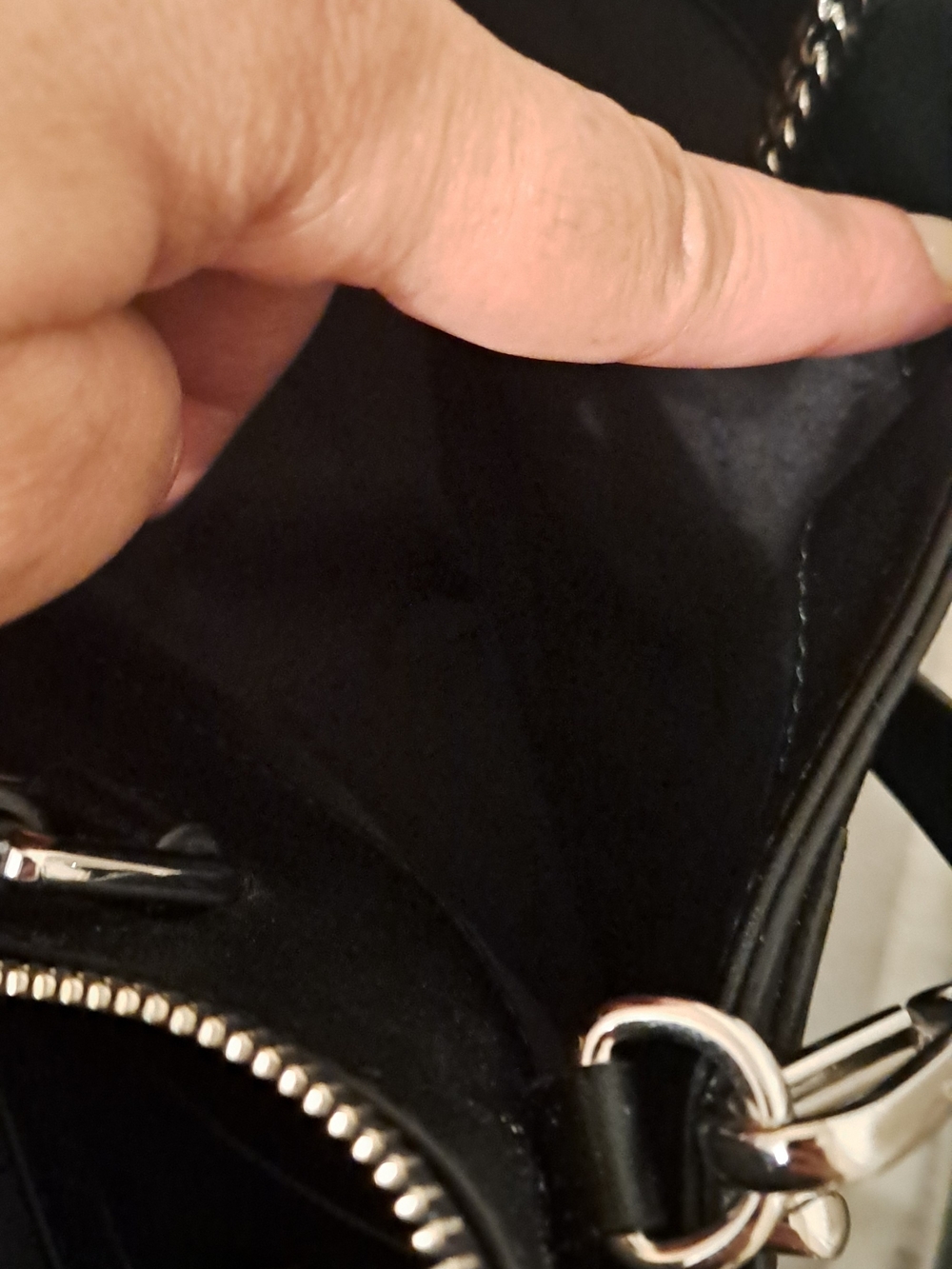 Calvin Klein Black Leather Tote Key Chain Charm log and dust bag. - Picture 11 of 11
